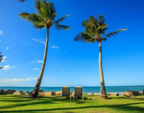 ABSOLUTE BEACH FRONT MACKAY - Blue Pacific